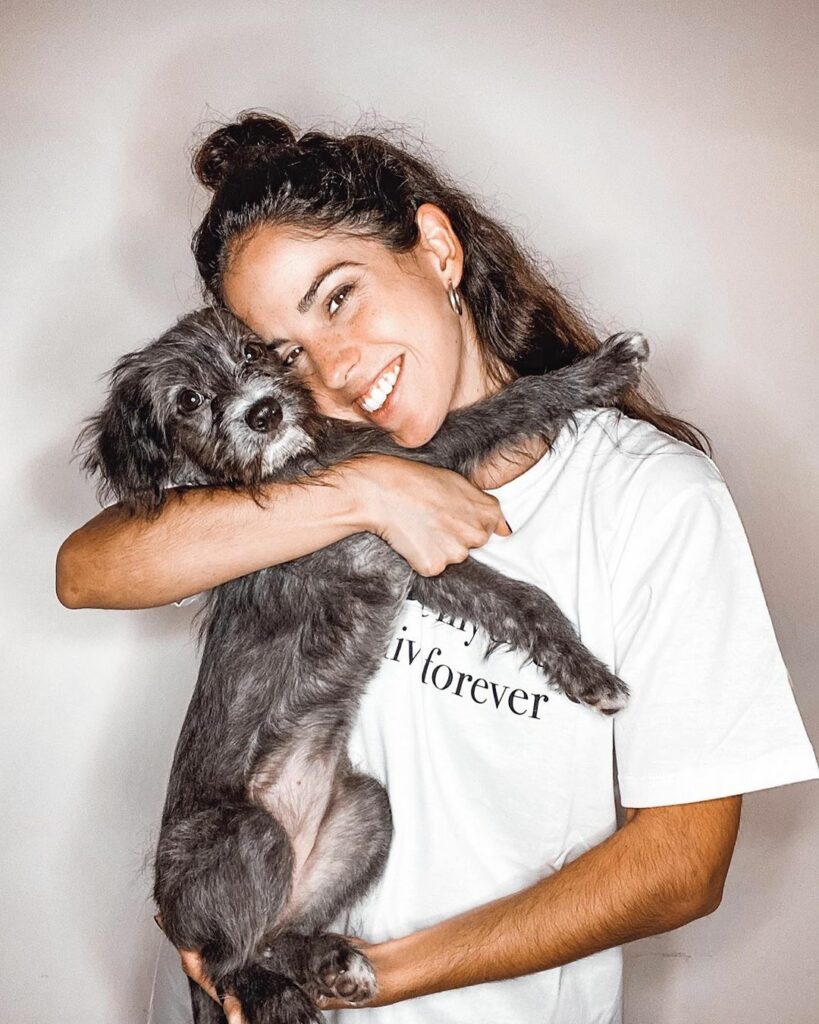 Cande Molfese: Perd贸n si sigo con mis fotos con Almen es que no puedo amarla tanto y conocerla … Perd贸n si sigo con mis fotos con Almen es que no puedo amarla tanto y conocerla ...
