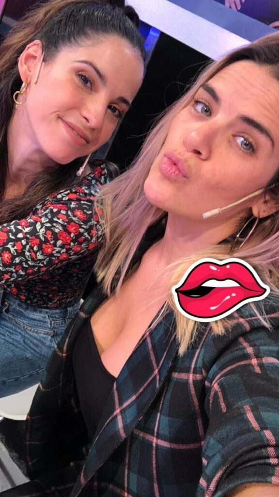 Con @micavazquezok hoy hablamos del sexo en cuarentena  Pasen vean y comenten!
#...