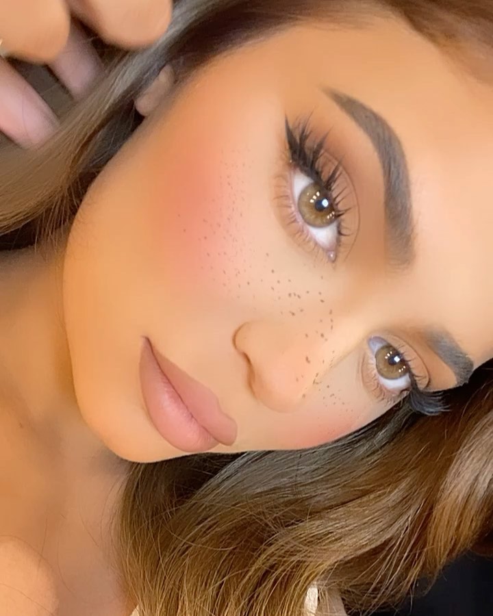makeup by daddy @makeupbyariel @kyliecosmetics...