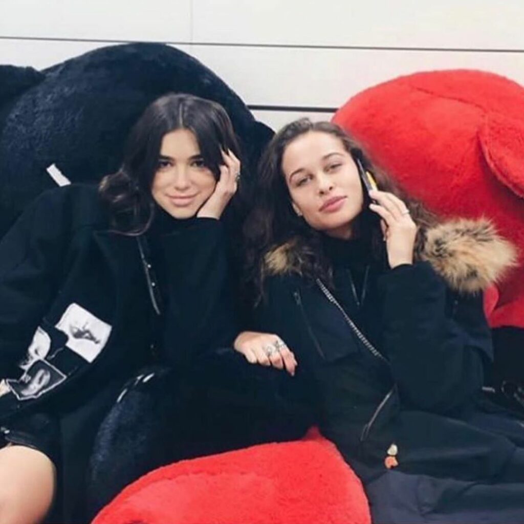 Happy 25th Birthday to my main squeeeze @sarahlysander i love you i love you a m...