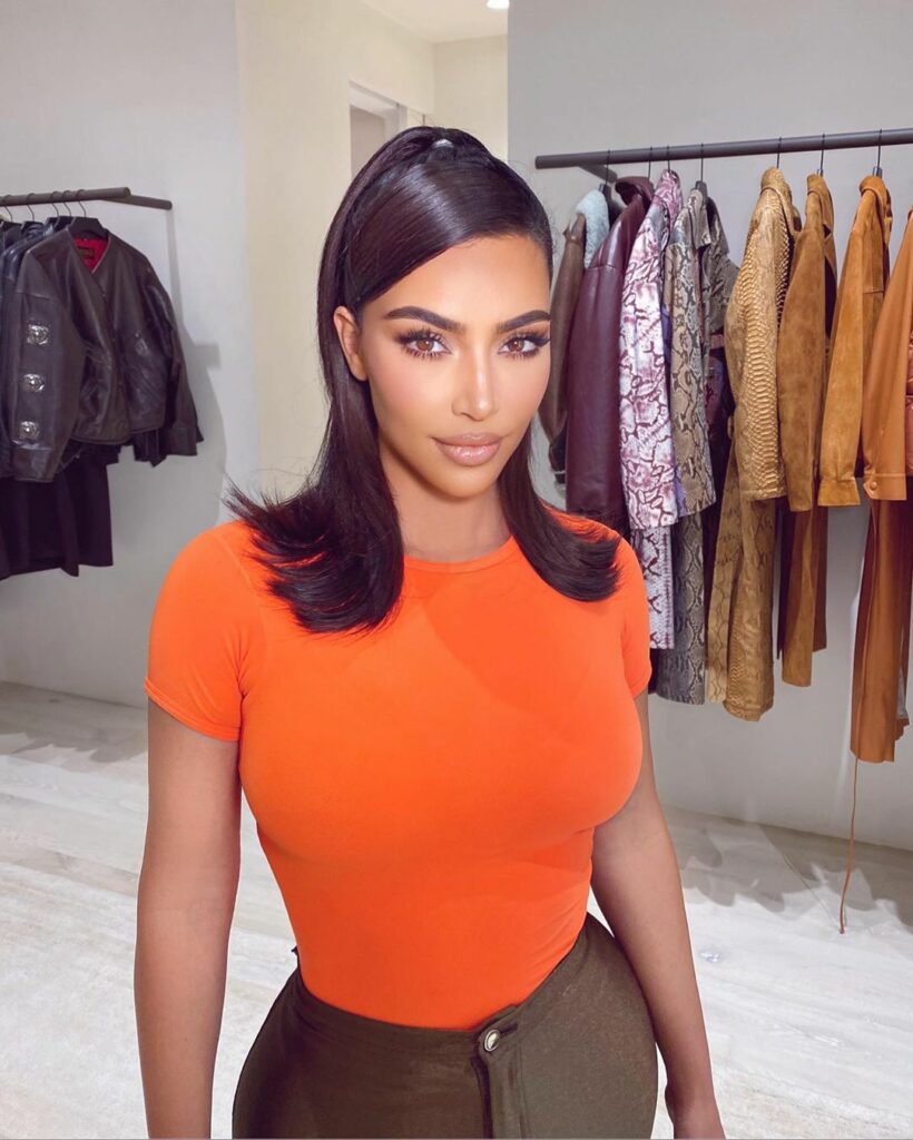 No matter what look I do I top it off with spraying my fave perfume @kkwfragranc...