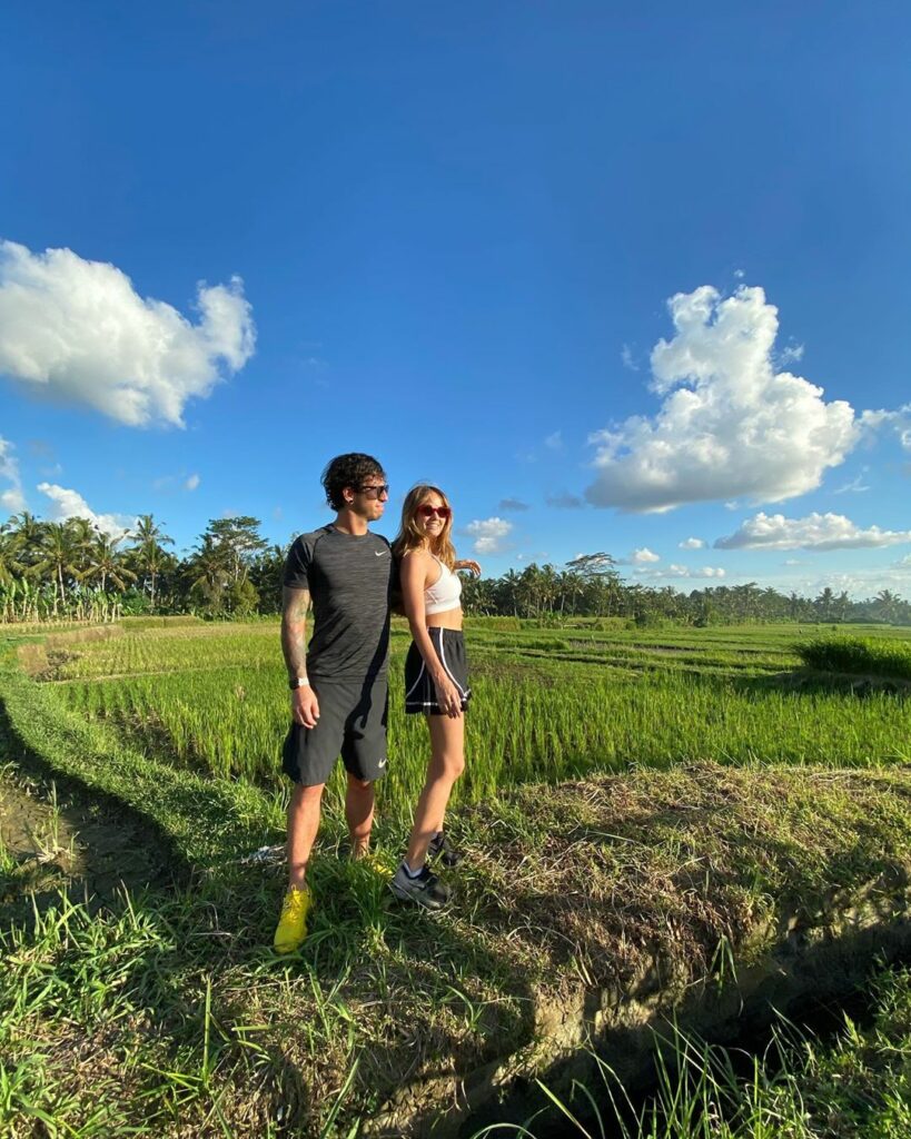 ♡´･ᴗ･`♡ what if we held hands in the rice paddies (☞ ͡° ͜ʖ ͡°)☞...
