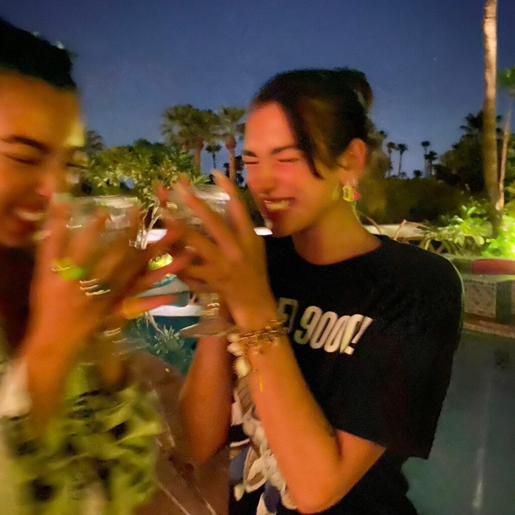 starshineeeeeeeeeeeeee ☆(❁‿❁)☆...