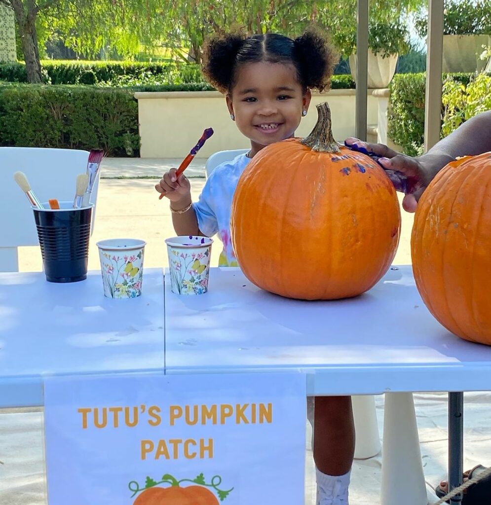 Family Pumpkin Carving Day ...