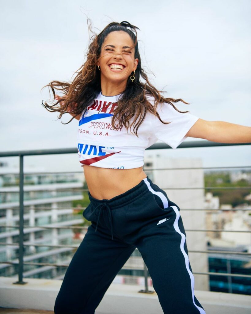 Bailar es expresar tu estado de ánimo con el cuerpo, es sinónimo de libertad. Qu...