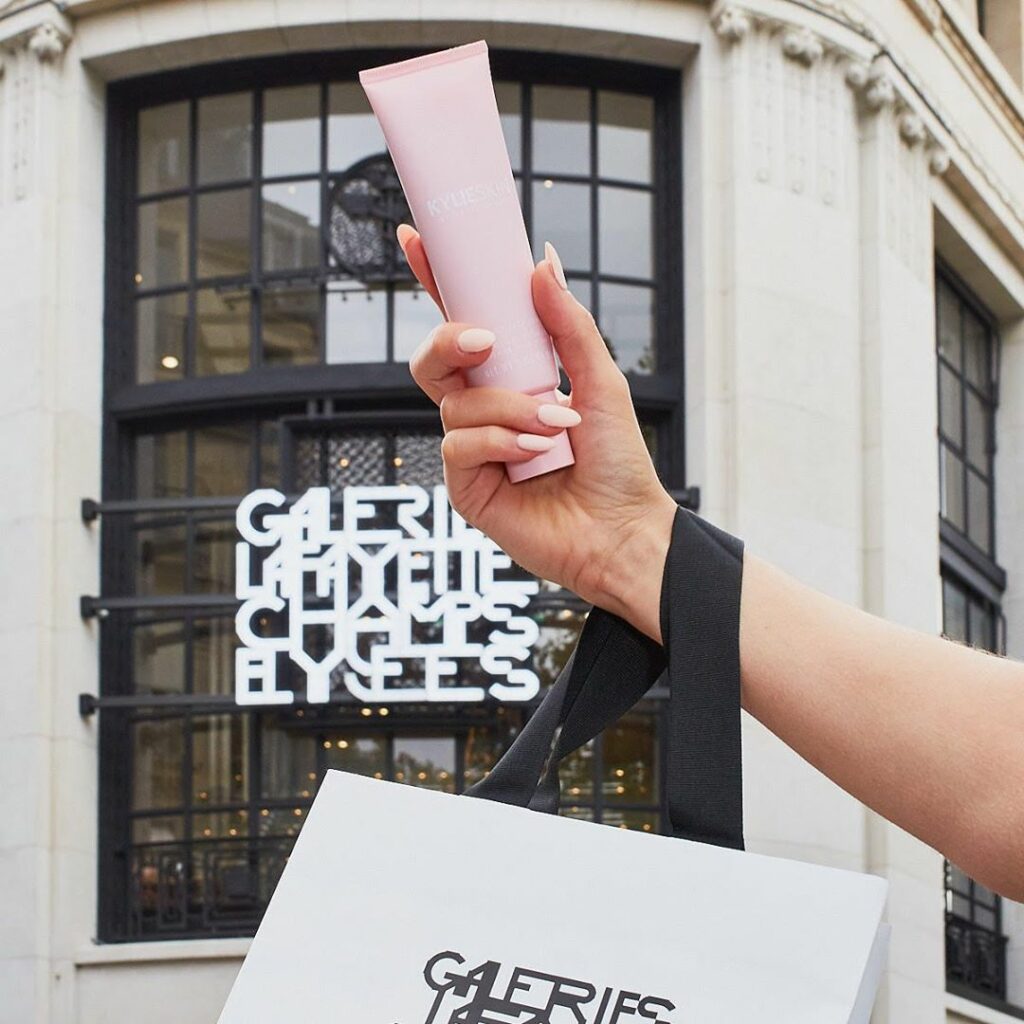 I’m so excited to let you guys know that @kylieskin is launching in France at @g...