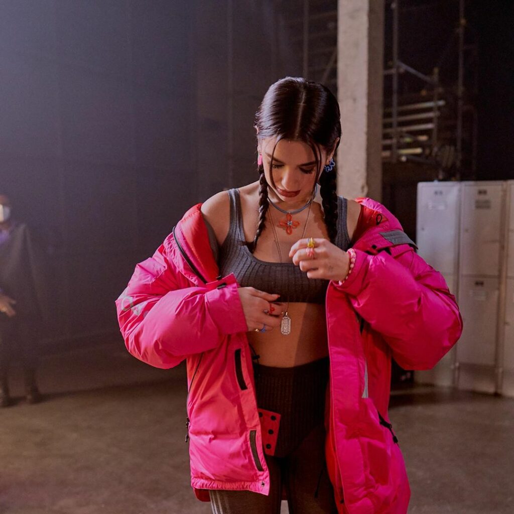 cute rehearsal filming bts but more importantly STREAM FEVER!!! + lmk what u thi...