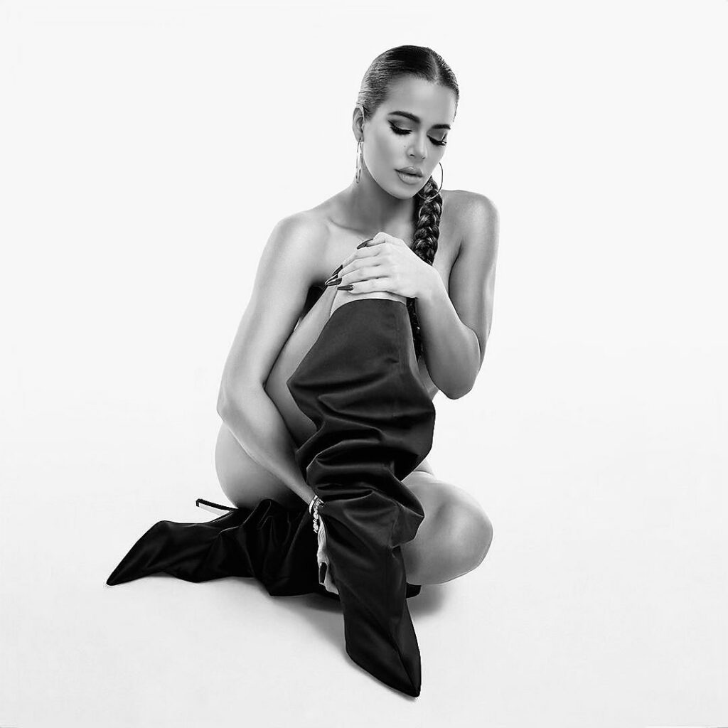 @goodamerican shoes  tomorrow 12/3...