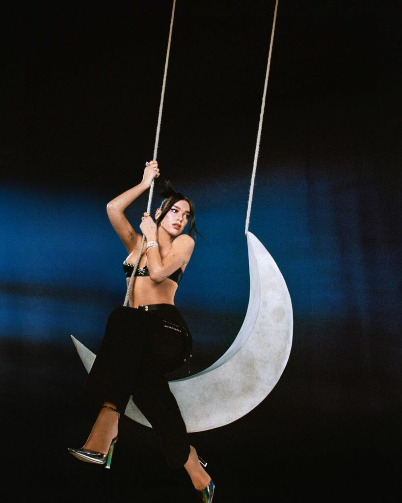 hold tight ~ moonlight ~ ...