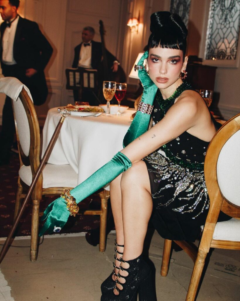 ~ I’m on an island ~...