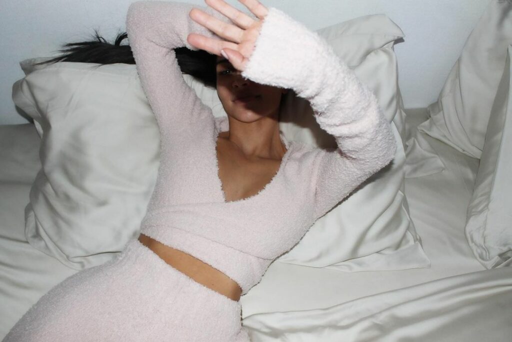 Our biggest @SKIMS Cozy Collection restock!

Shop now before it sells out at SKI...