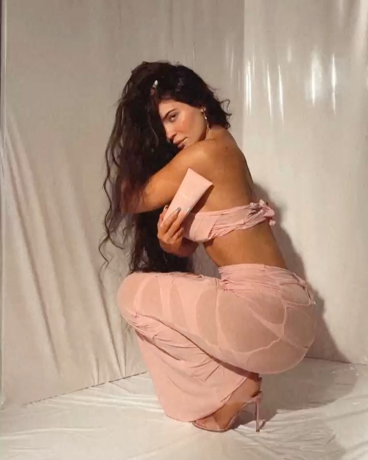 got something new coming soon  @kylieskin...