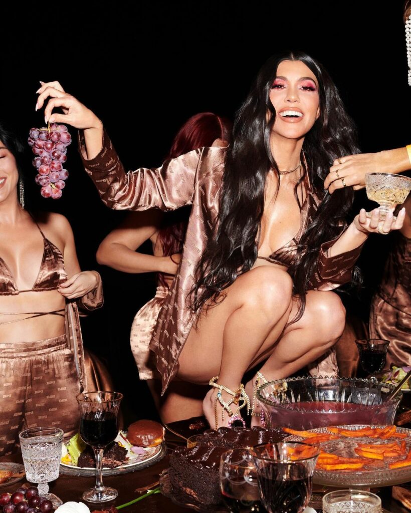 A @skims pajama dinner party STARRING me....