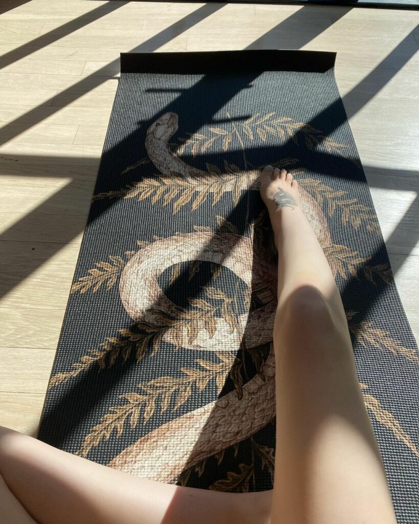 stretch naked !! after you drink your water !! in your little patch of sun !! ev...