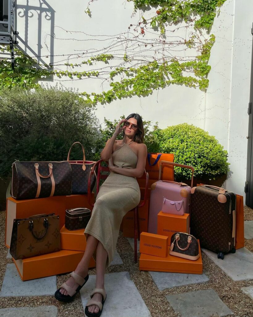 #Ad. Who wants to win a $80,000 USD preloaded credit card (to spend however you ...