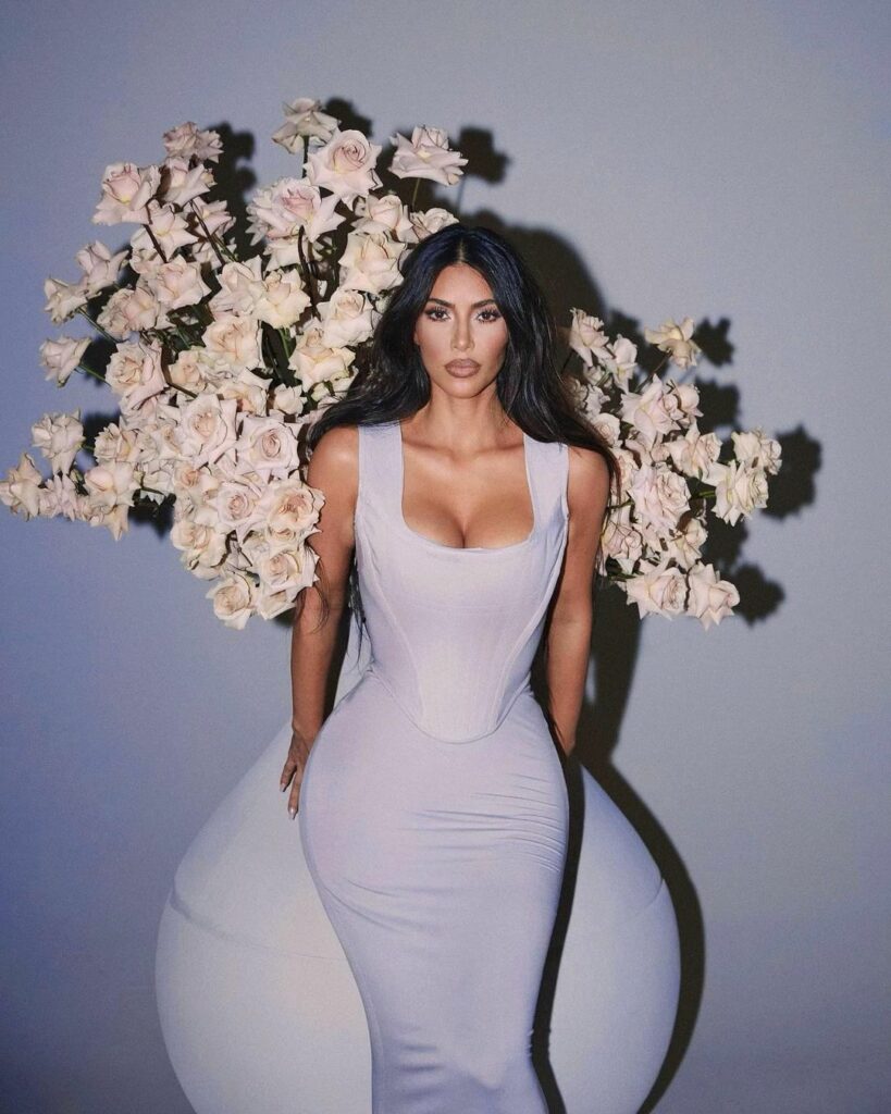 Jeff Leatham by @KKWFRAGRANCE is available now! I had so much fun creating these...