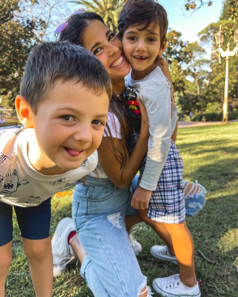 Sobriniando  ellos 3 los seres que más amo en el mundo! 
Feliz cumple Felucho mí...
