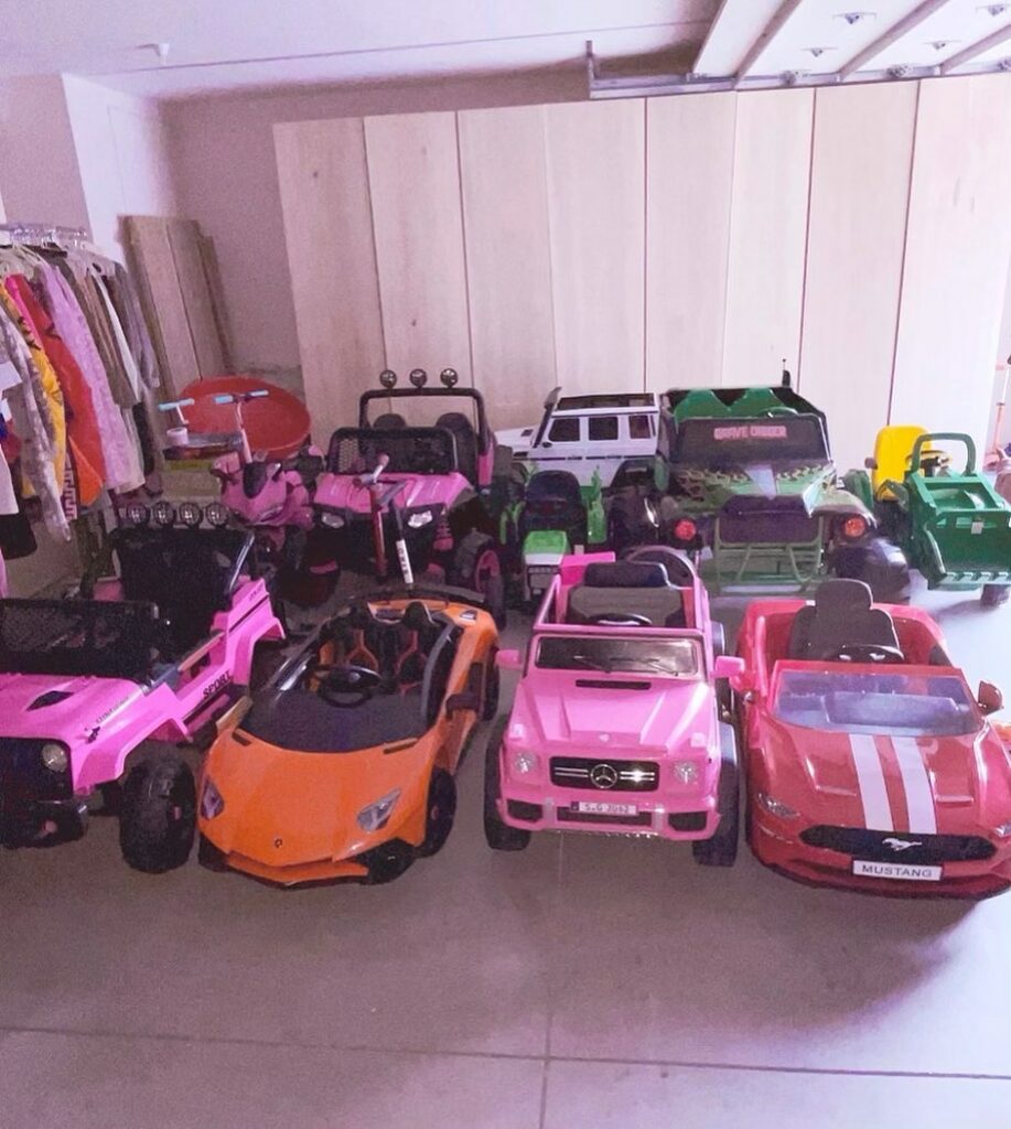 Garage...