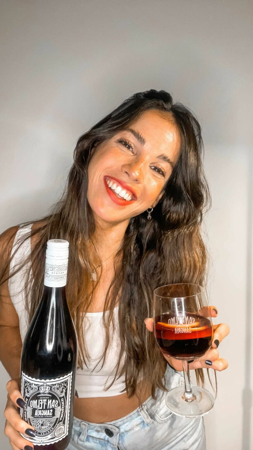Se piko este jueves hermoso de música y  Sangría de @bodegasantelmo ... me copa ...