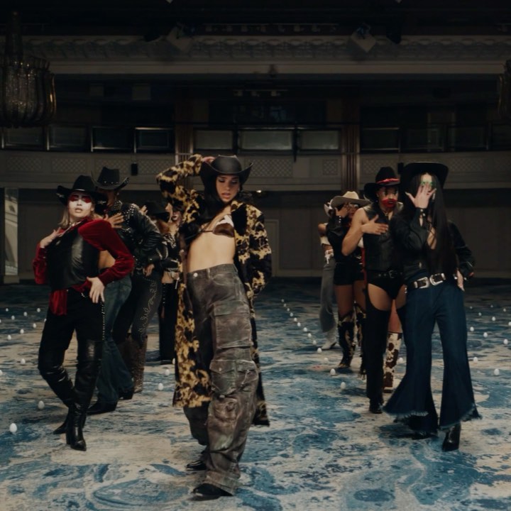 Love Again has hit 20 million viewsssss thanks to you my lovies!!! Thank you and...