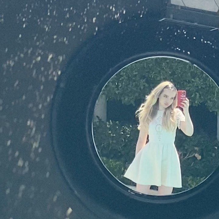 @maisonvalentino @appletv ...