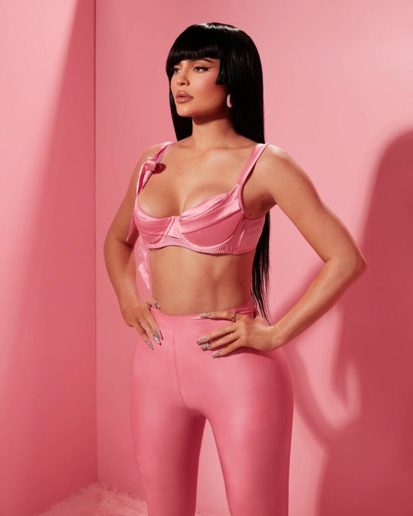 KYLIE COSMETICS IS LIVE! go check out kyliecosmetics.com to shop the new makeup ...