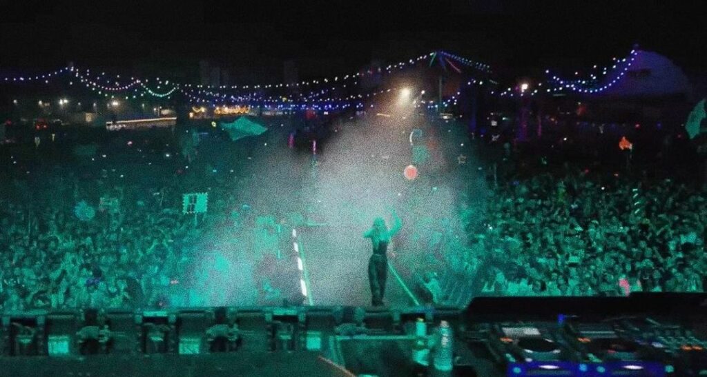 last night . holy shit @officialrezz...