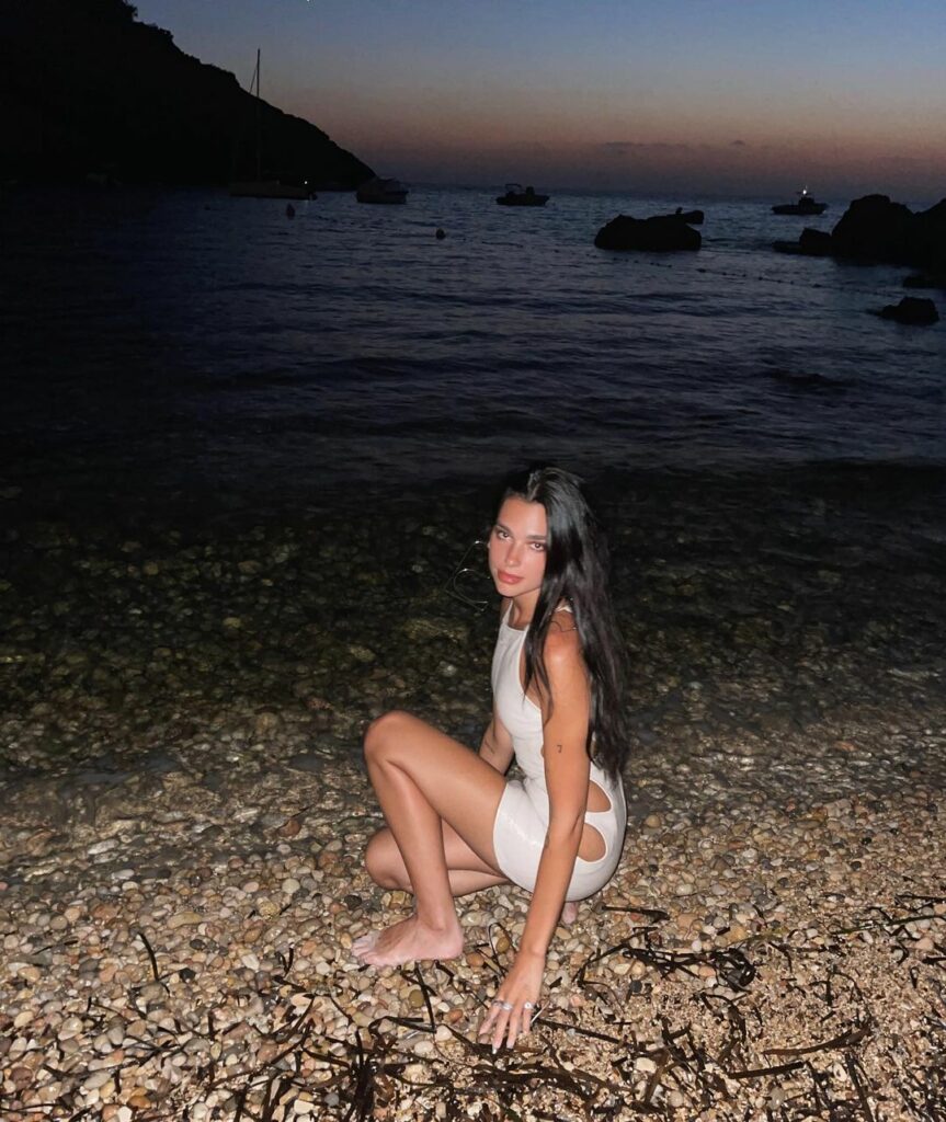 ★  𝒲𝒶𝓉𝑒𝓇 𝒸𝒽𝒾𝓁𝒹 ★...