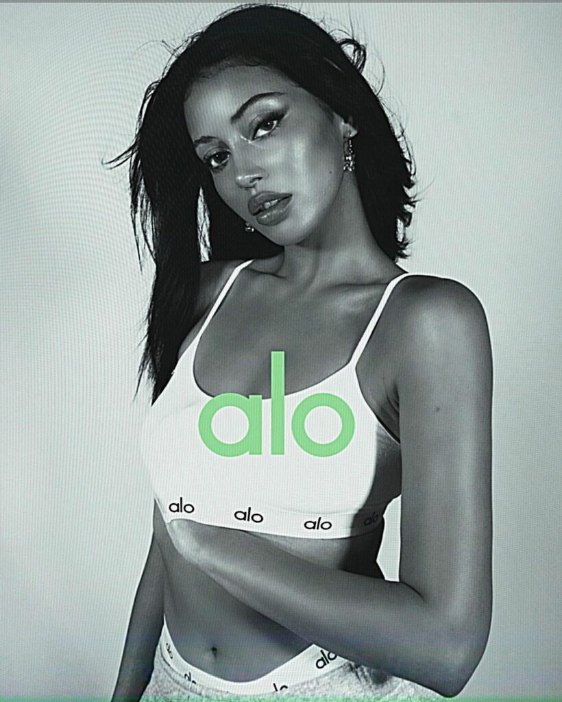 𝒶𝑔𝒶𝒾𝓃,,, 𝓈𝒽𝑜𝓉 𝒷𝓎 𝓂𝑒 :) @alo...