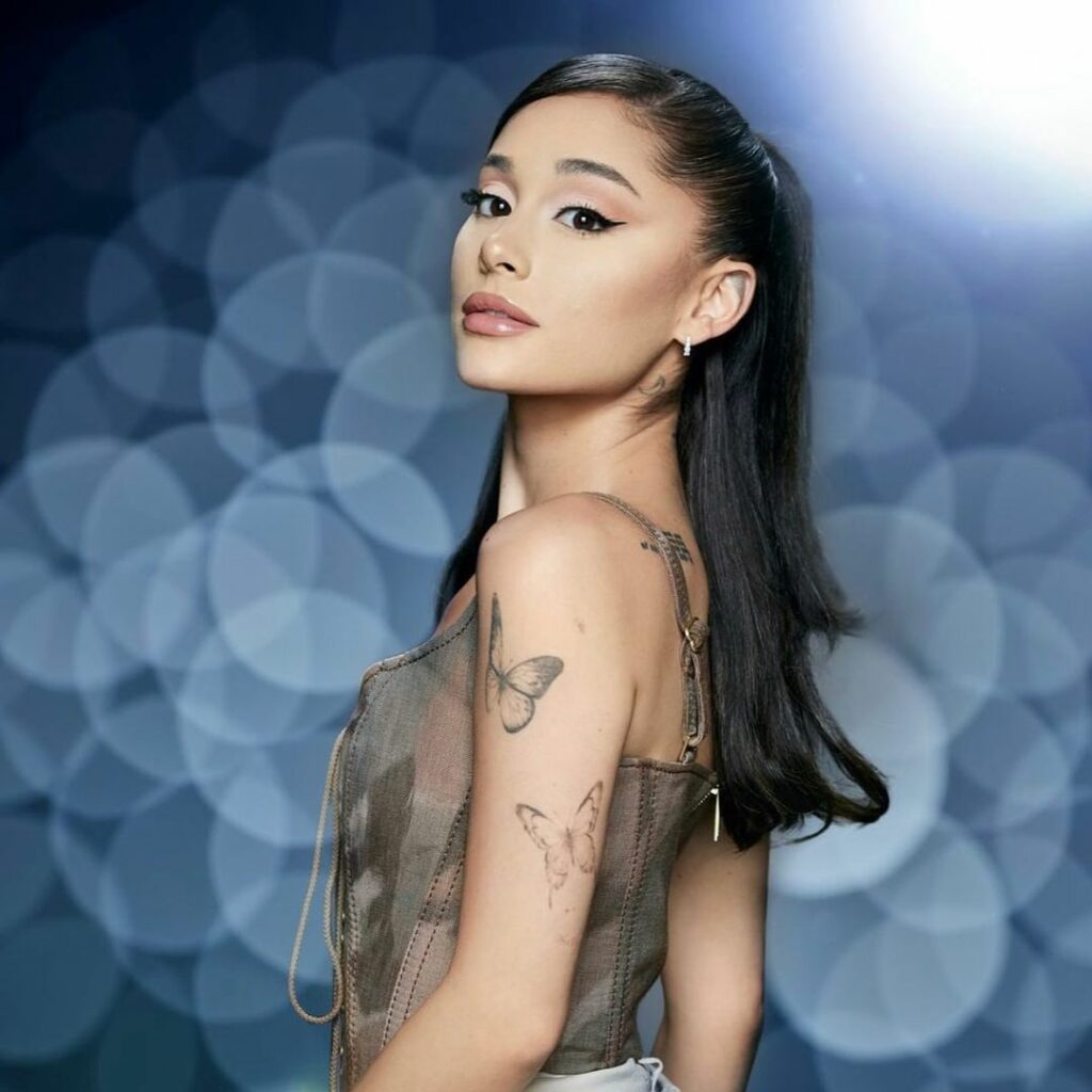 three spots left on team ari !!!!! please welcome the wonderful and talented @gr...