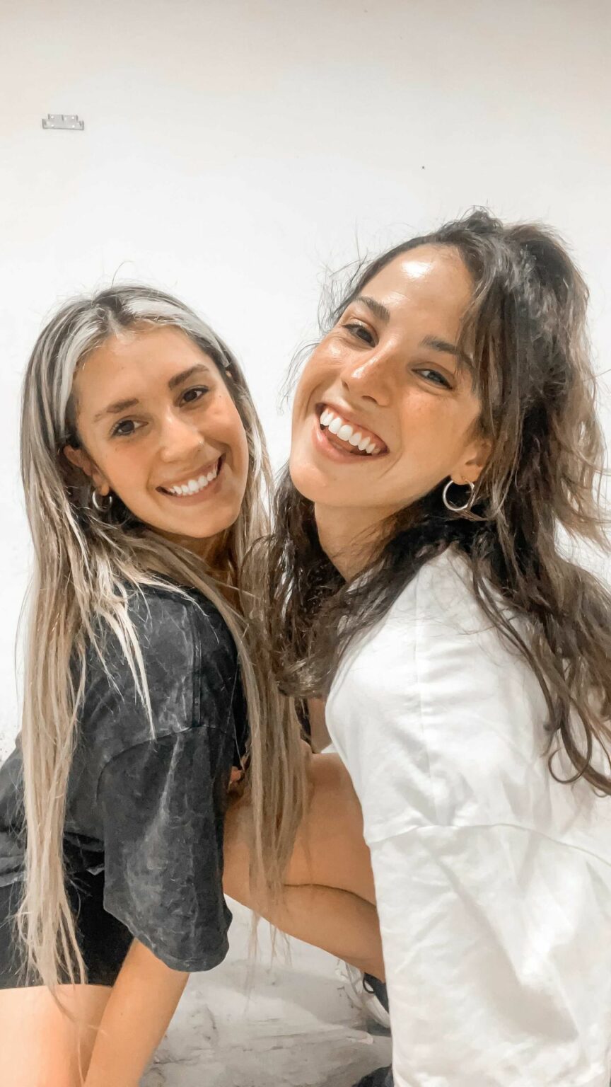 Conocí a ella en Montevideo y bailar con ella es todo @juliberoiss  @mya_musica ...