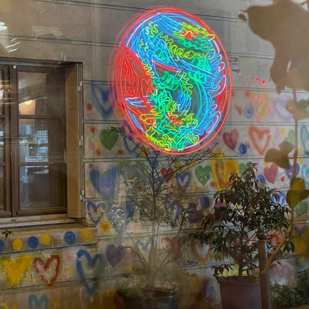 sometimes u just gotta get away for the weekend for food wine and friends ...