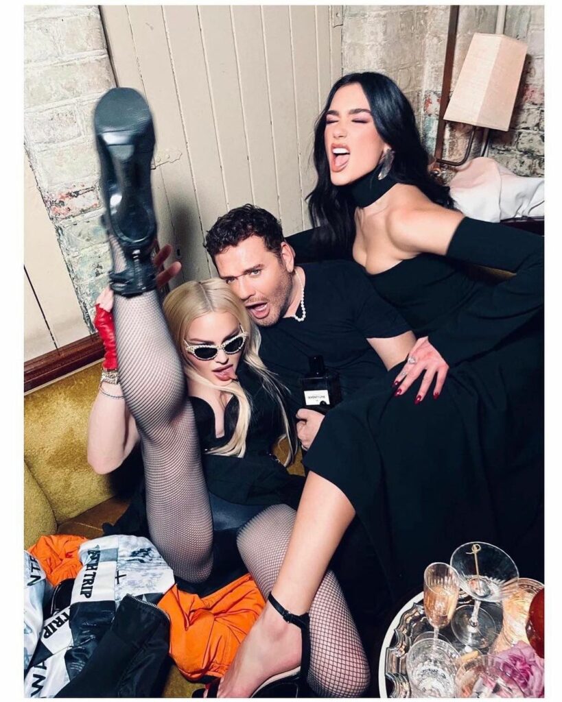 Martini’s on deckkkkkk...