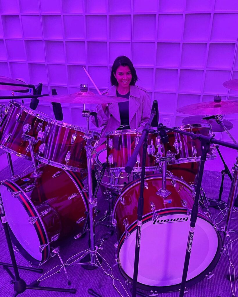 little drummer girl...