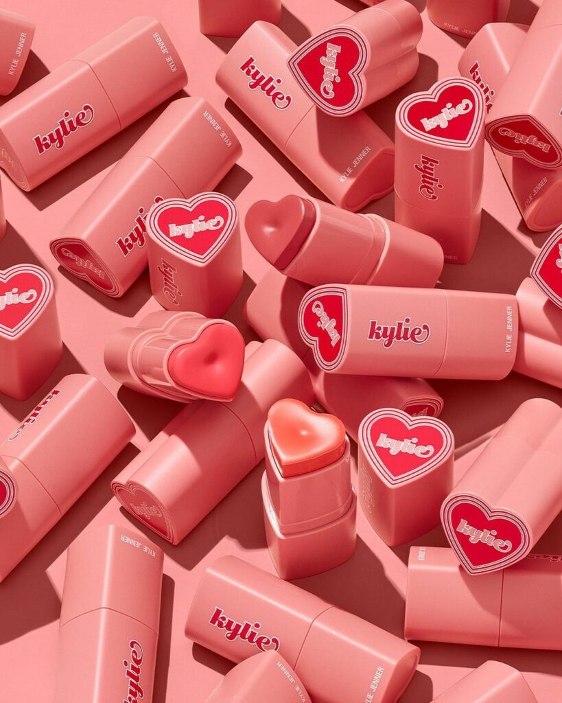 3 more days till my Valentine Collection launches February 3rd on KylieCosmetics...