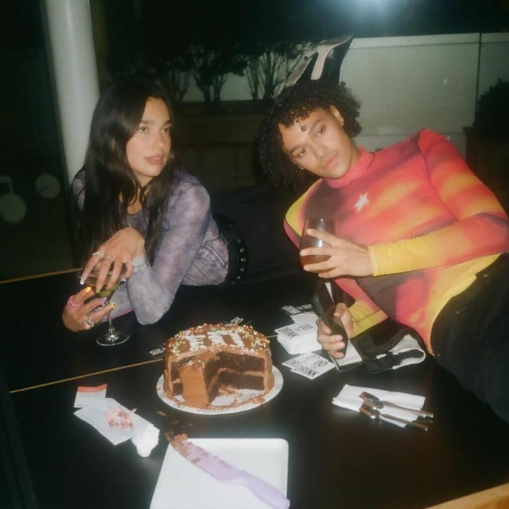 wowowow!! BEST POP ACT @brits !!!! Thank you so so much to everyone who voted!!!...