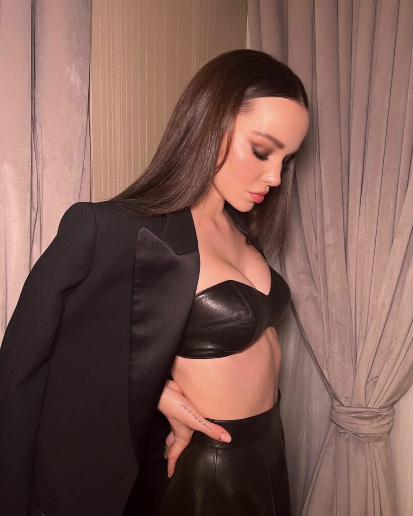 @michaelkors @voguemagazine...