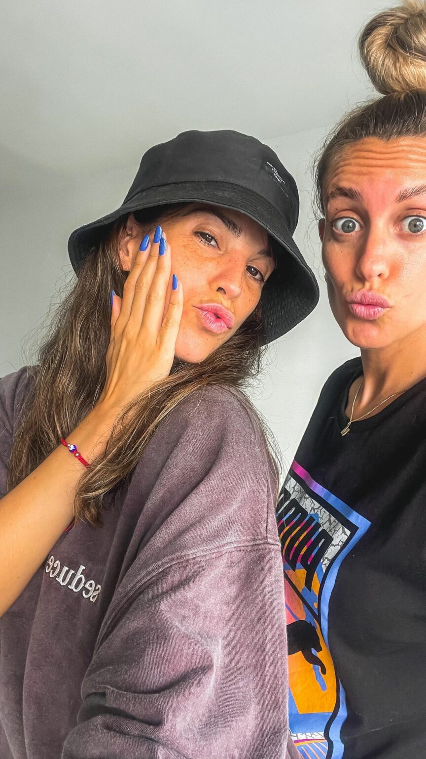 No podíamos no bailar este temon con la veciiii  @melchorlez 
@tinistoessel tini...