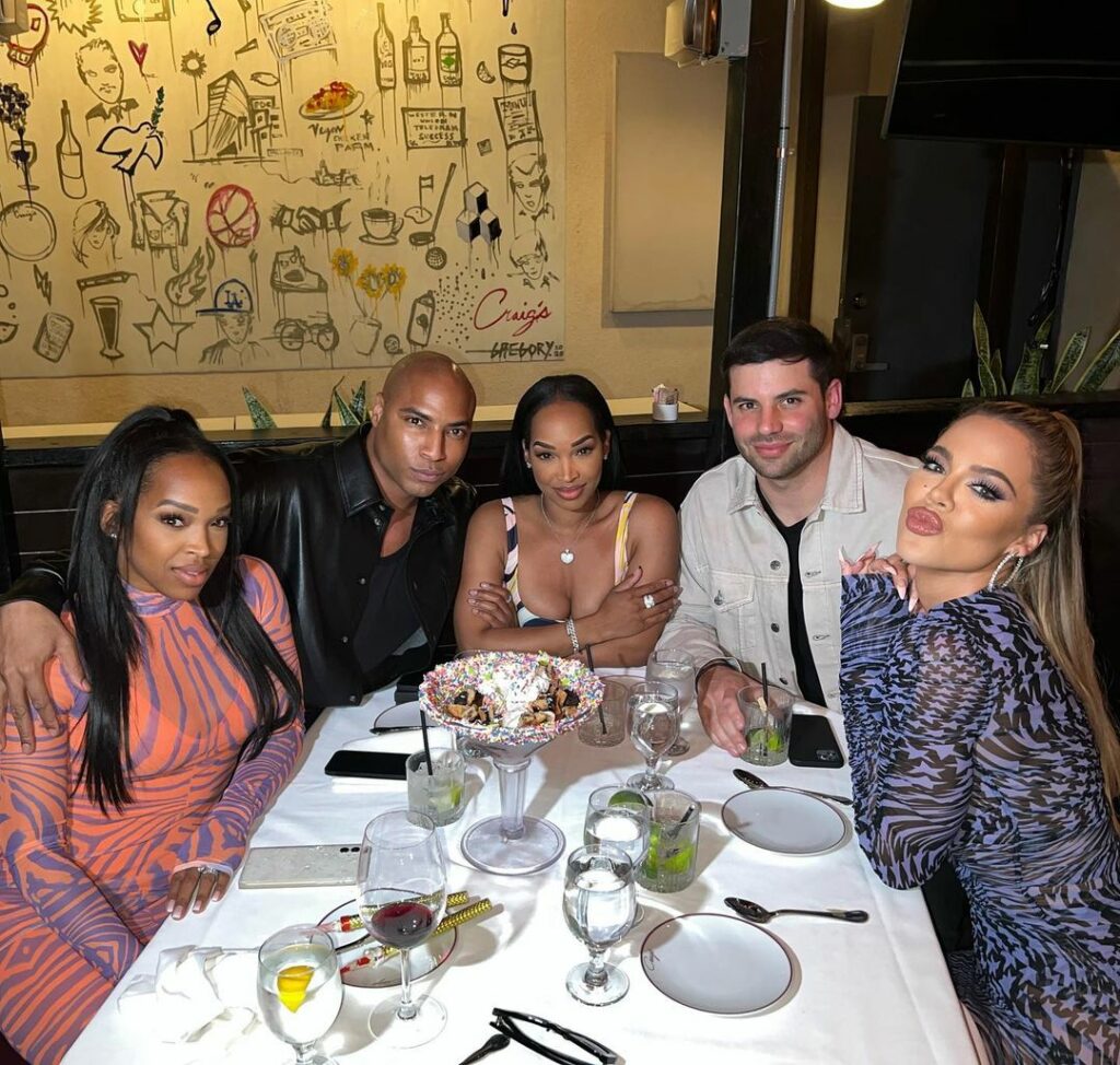 Forever and always celebrating my girls!!!! @foreverkhadijah @malika...