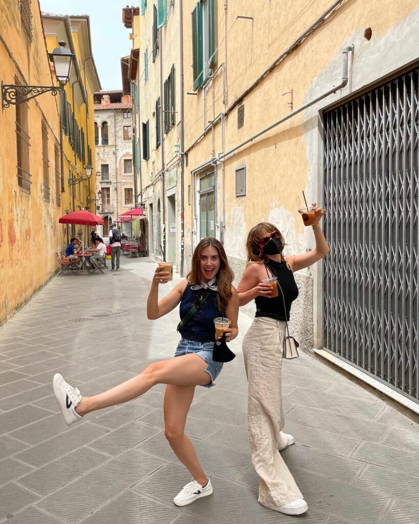 Debby Ryan: Alison Brie and Jeff Baena put me in another movie — SPIN ME ROUND premieres t… Alison Brie and Jeff Baena put me in another movie — SPIN ME ROUND premieres t...