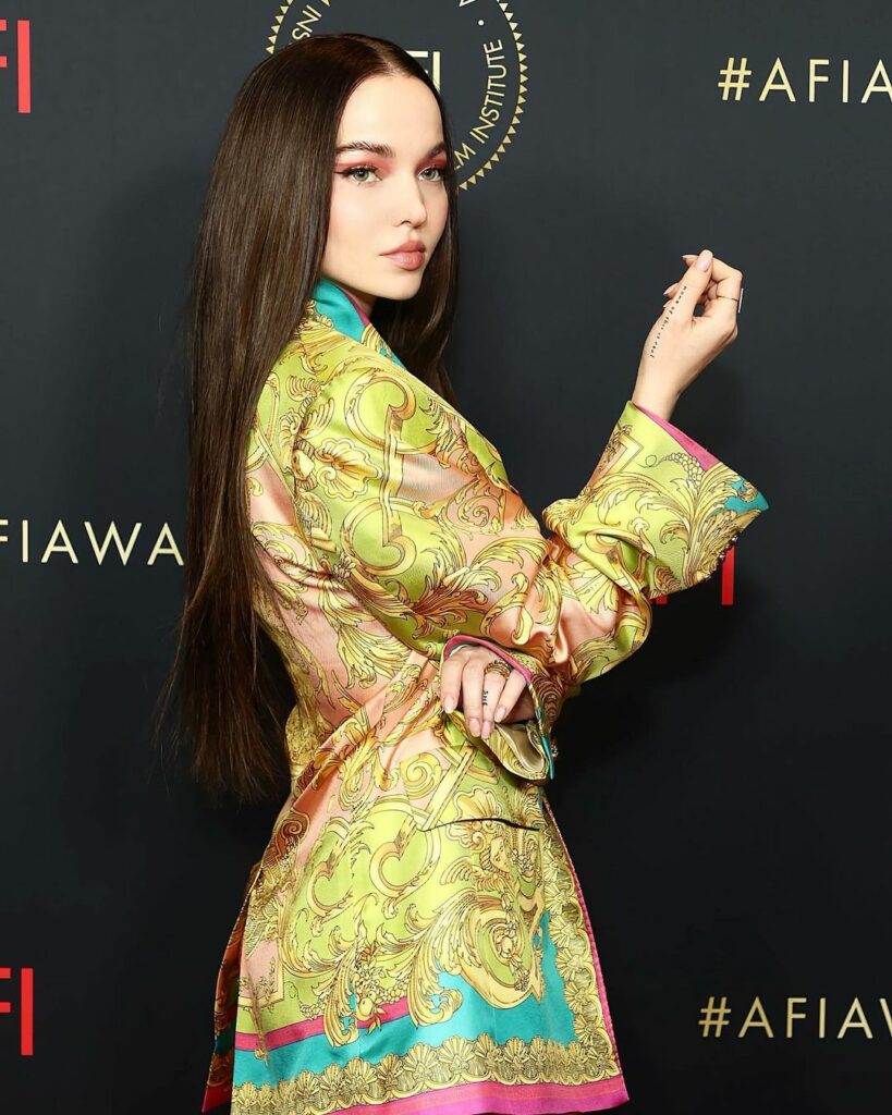 @versace @versace @versace...