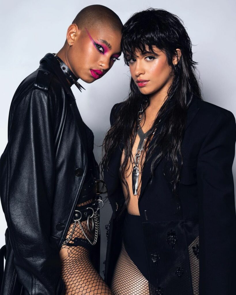 5 days till Familia! Psychofreak is my Top 3 favorite song on the album and it’s...