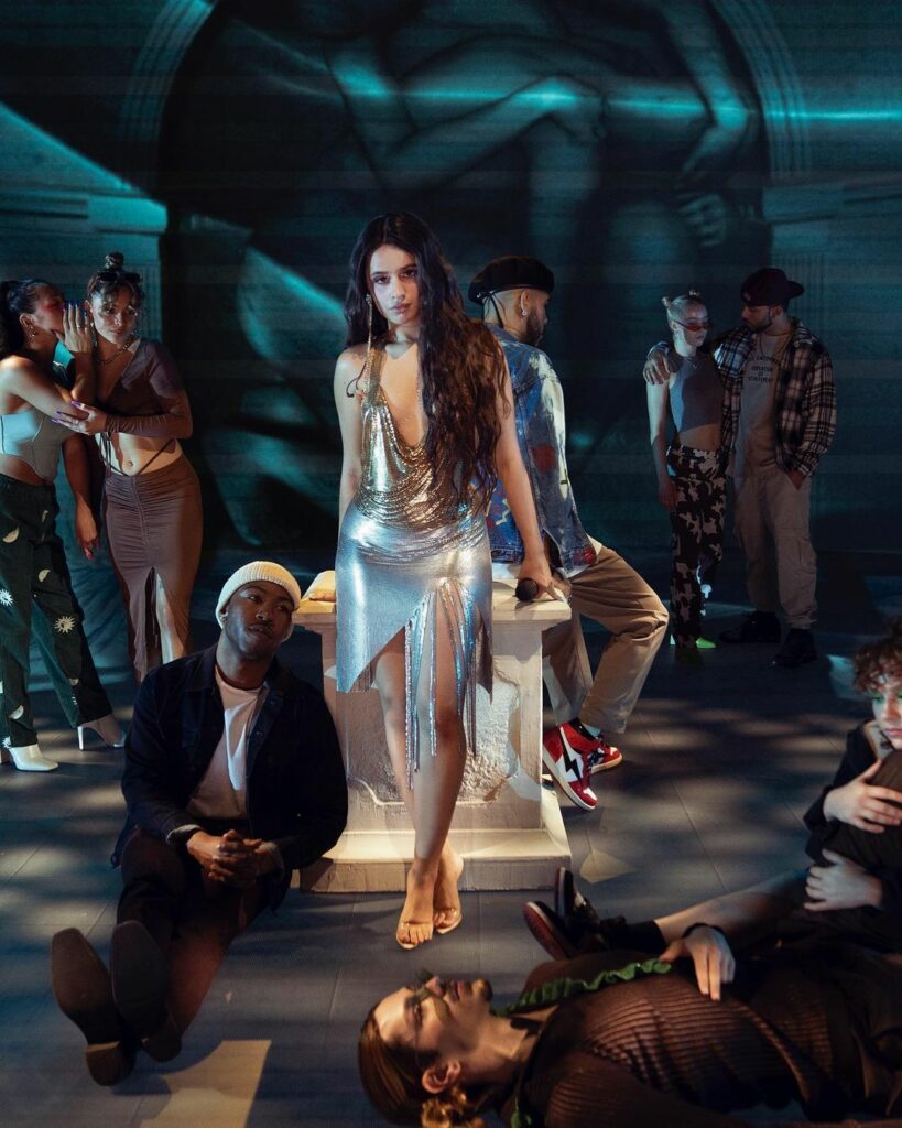 And did you get the space you needed ? 

Familia @tiktok Live Concert on Thursda...