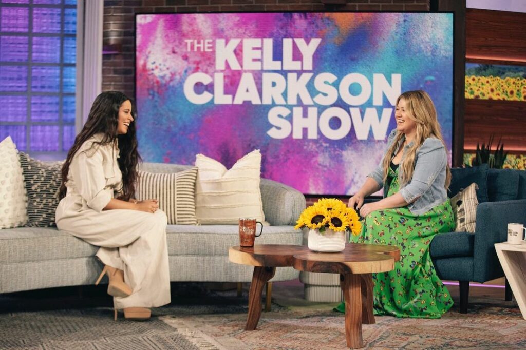 Kelly is such a real and kind person ! I loved talking to you. Tune in today to ...