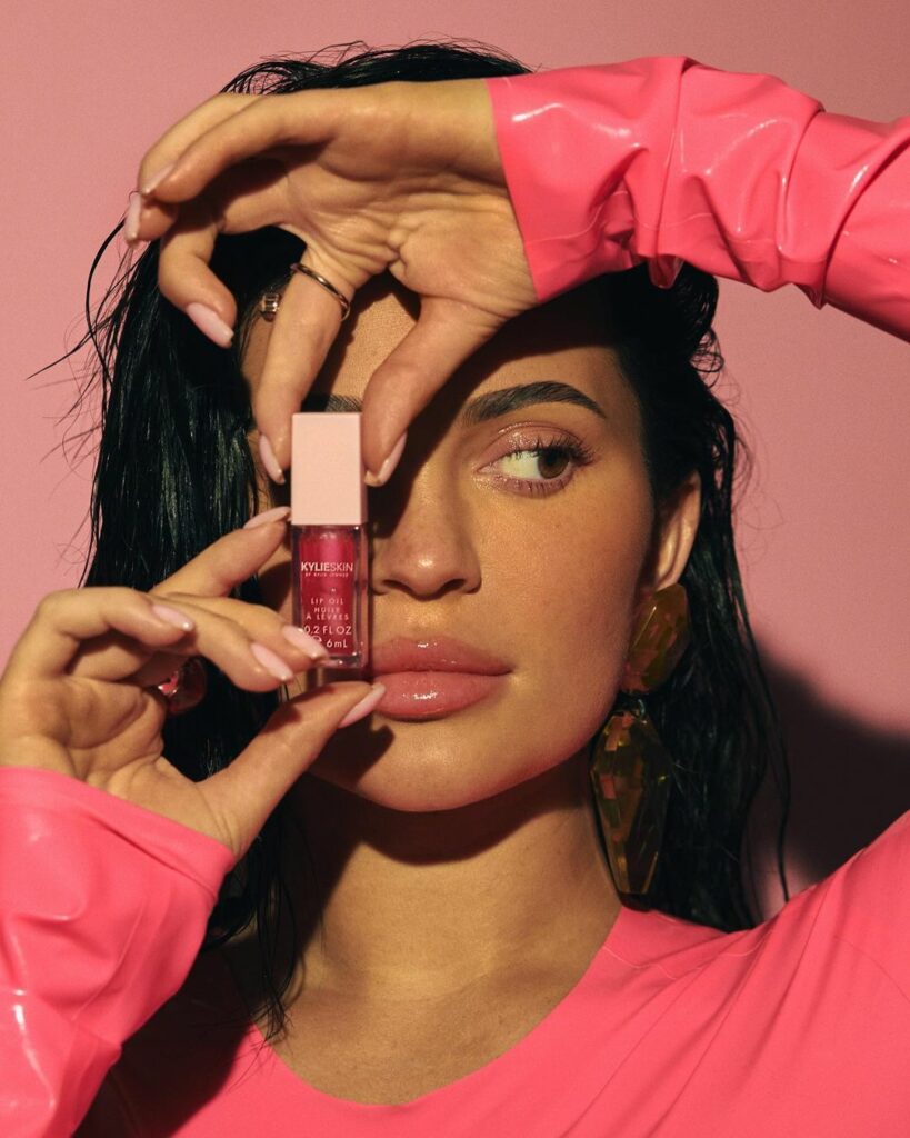 Our best selling Lip Oils now in 3 more flavors!!!!! Strawberry, Passion Fruit, ...