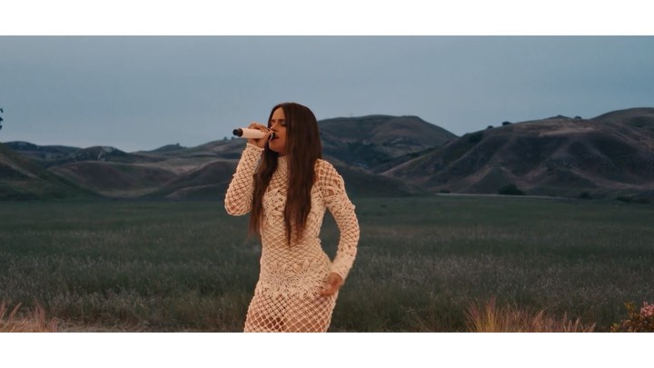 what a moment getting to sing this with @Yotuel for Cuba, for all the Lolas in t...