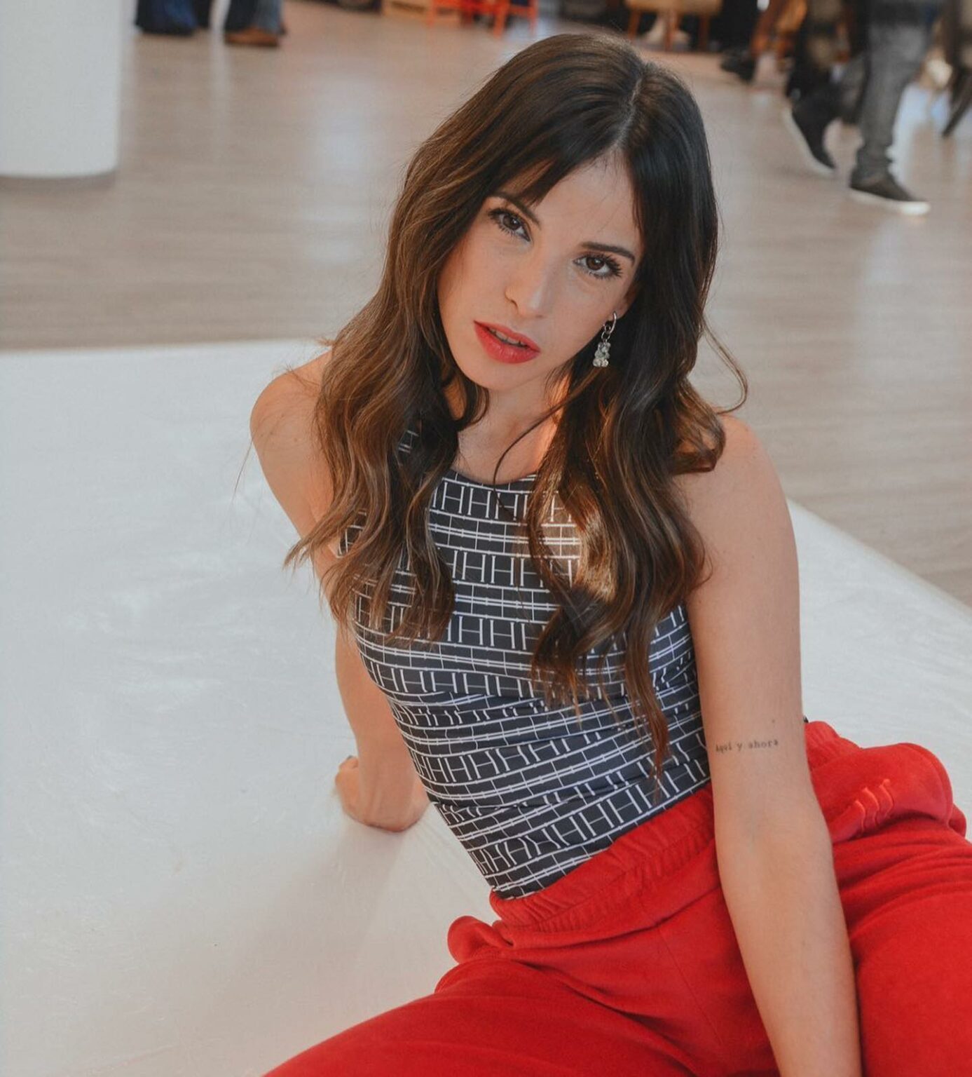 El otro día tapa para @elplanetaurbanook  jugando un rato !
@kahlemakeup  y @hel...