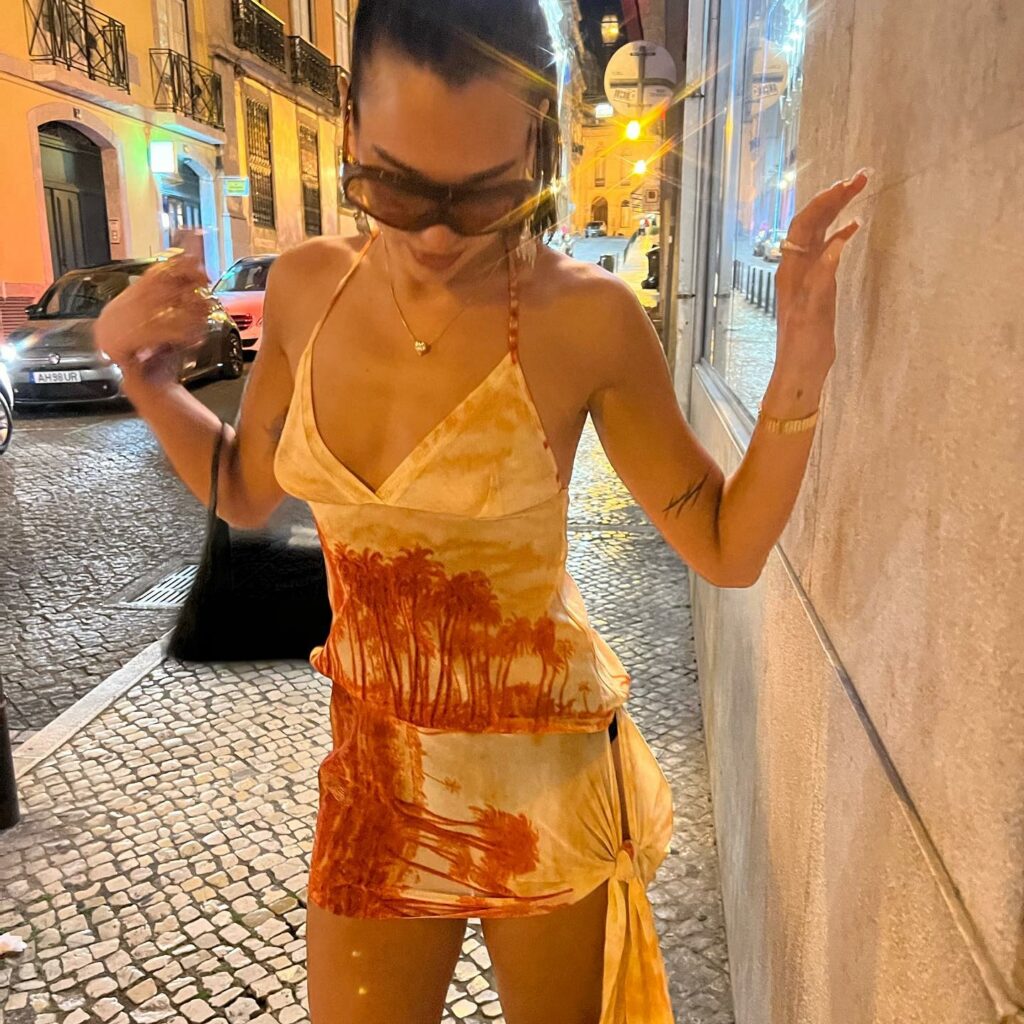 exploring LISBOA w my wife @oliveuniacke ~ thank you @anamourafado for this beau...