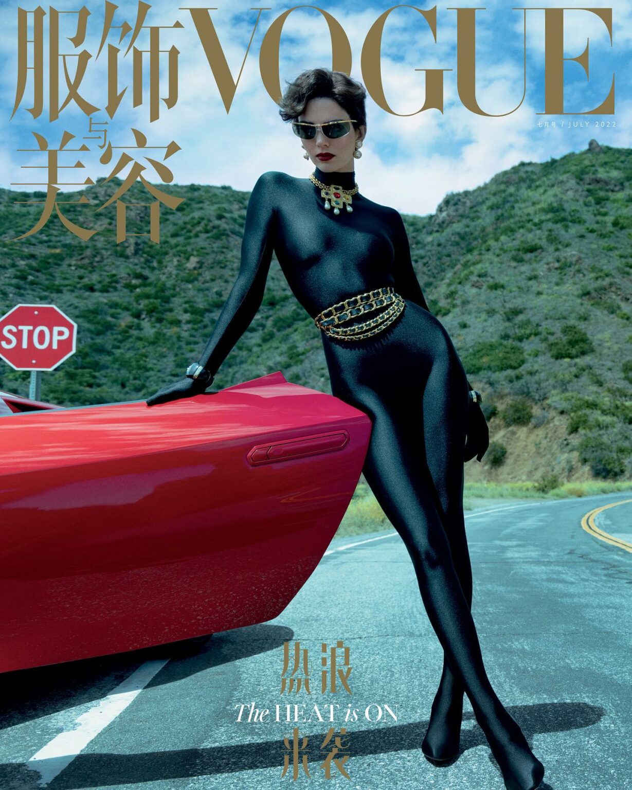 @voguechina cover by @inezandvinoodh...