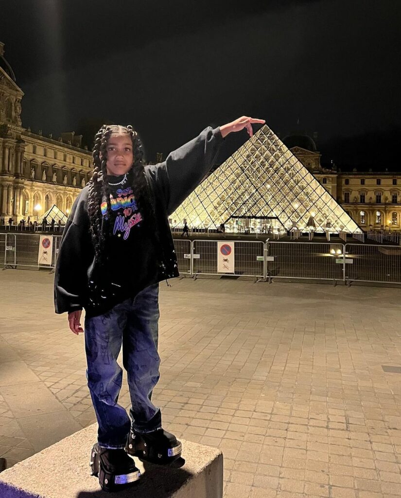 North takes Paris...